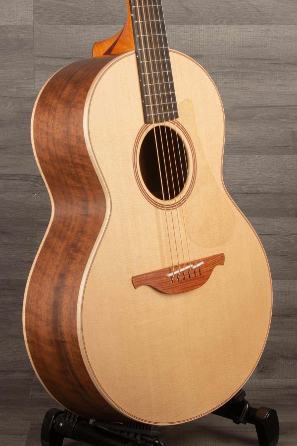 The Lowden S-21 Acoustic Guitar - Sitka Spruce Walnut on Sale