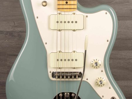 USED -  American Professional Jazzmaster®, Maple Neck ,Sonic Grey Online Sale