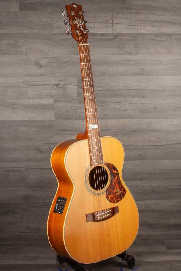 USED - Maton EBG808TE Tommy Emmanuel Signature Acoustic Guitar For Cheap