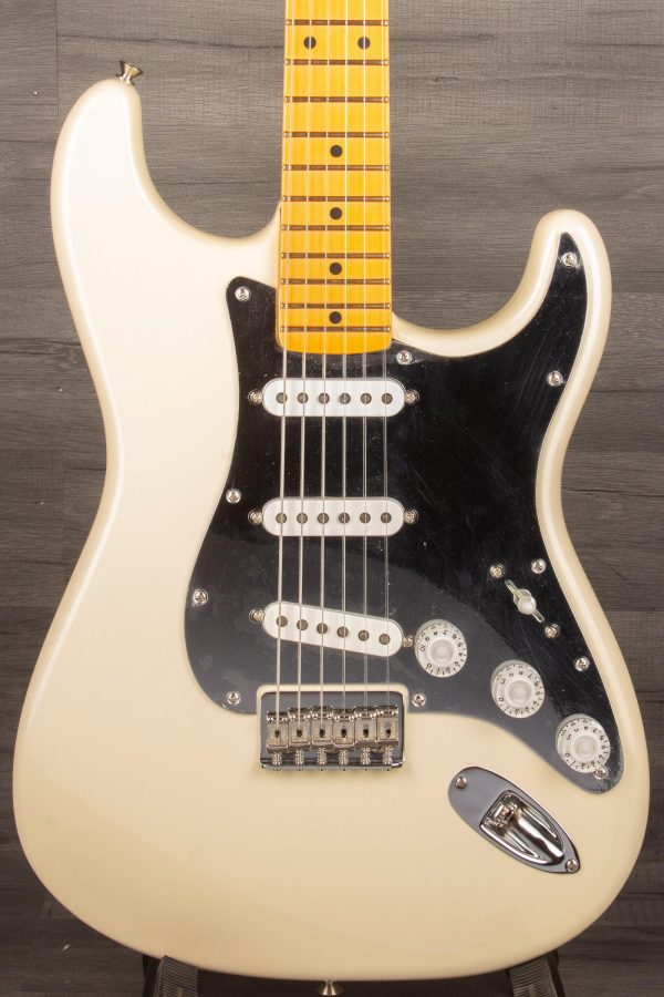 Fender Nile Rodgers Hitmaker Stratocaster® Electric Guitar, Maple Fingerboard - Olympic White Online Hot Sale